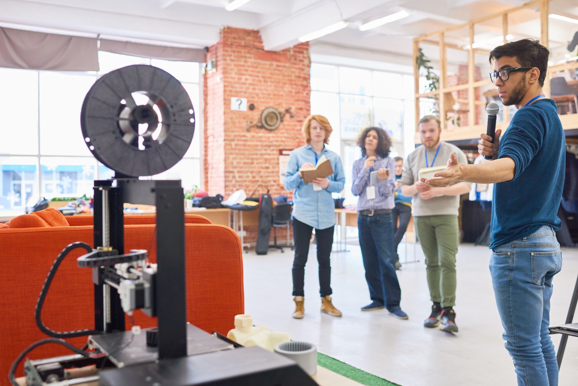 How to Start a Makerspace: A Comprehensive Guide for Educators